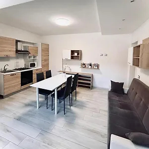 https://centro-storico-rooms.emilia-romagnahotels.net