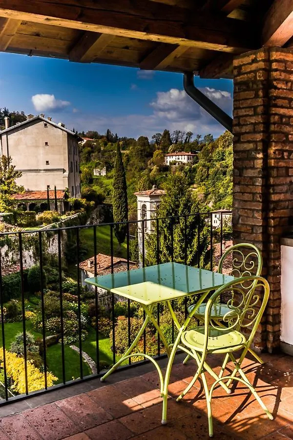 **** Oda ve Kahvaltı B&B Entro Le Mura Bergamo İtalya