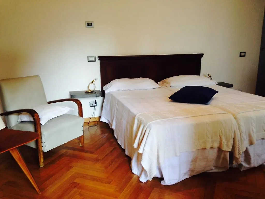 **** Oda ve Kahvaltı B&B Entro Le Mura Bergamo İtalya